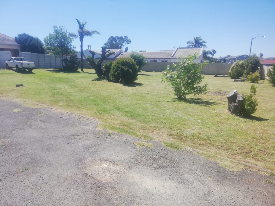 0 Bedroom Property for Sale in Oakglen Western Cape